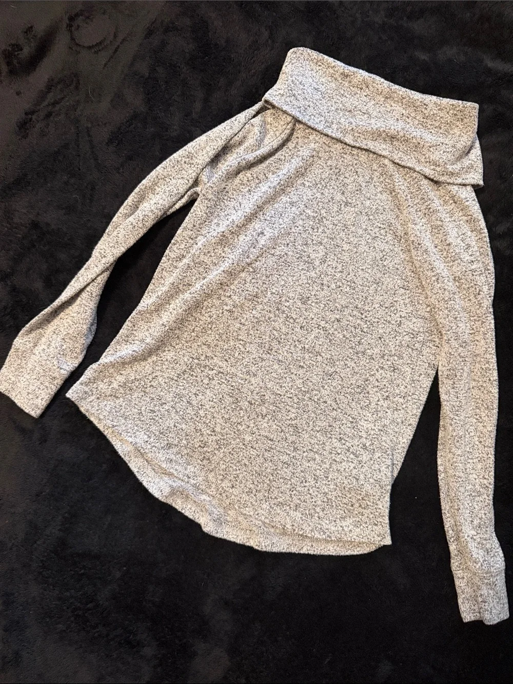 Old Navy Marled Light Gray Off-the-Shoulder Sweater